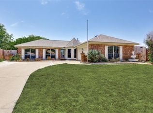 6232 Blossom Dr, Watauga, TX 76148