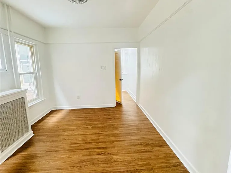 622 Cleveland St — Photo 6