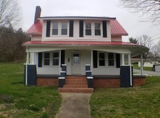 100 Barnes St, Fall Branch, TN 37656