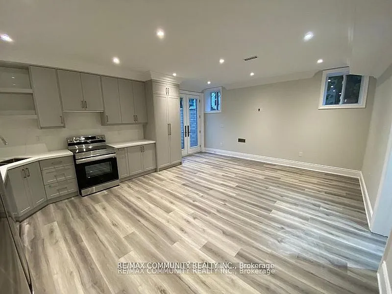 2 bed, $2,200 — Photo 3