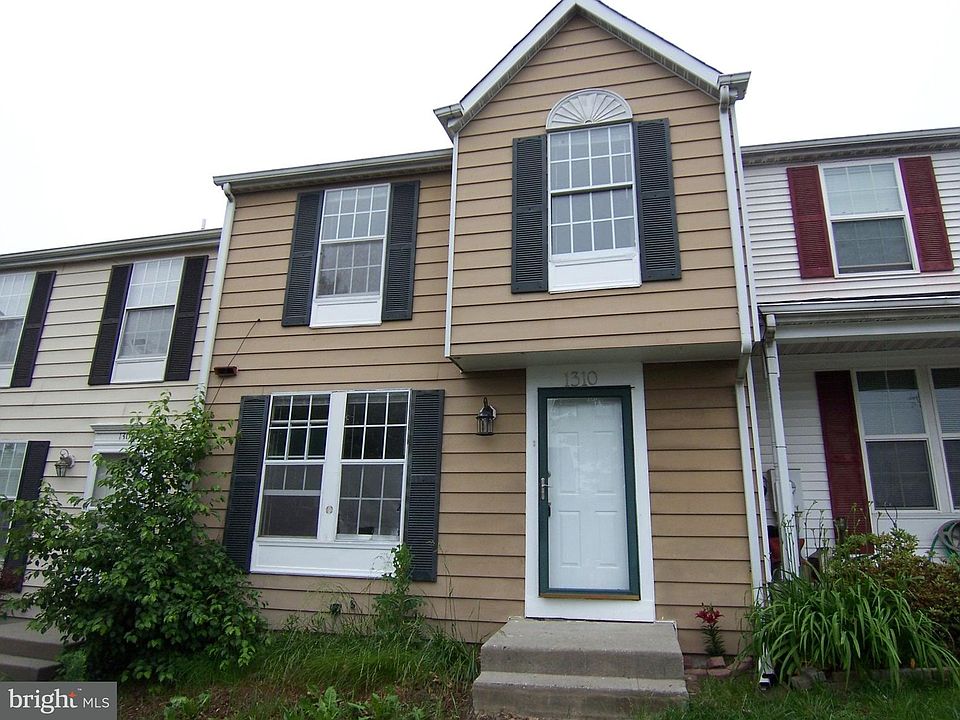 2nd image of 1310 E Spring Meadow Ct