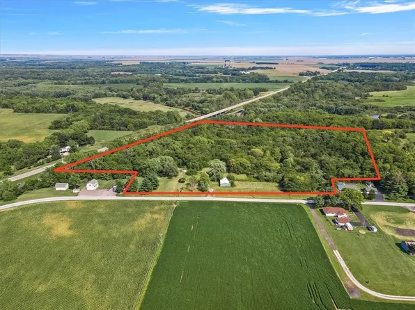 1561 County Road 500e, Bethany, IL 61914