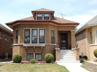 2928 N Kenneth Ave, Chicago, IL 60641