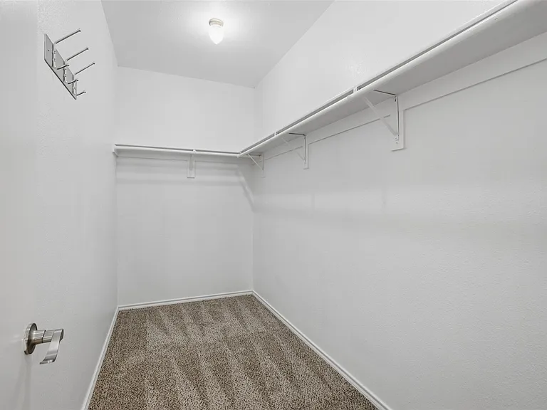 514 E Hazelwood St #B — Photo 9