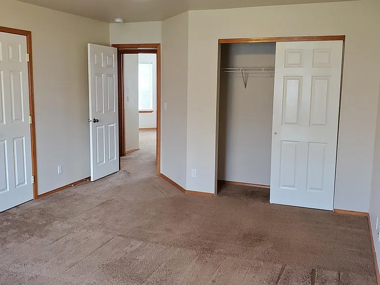 2131 E Briarleaf Ave — Photo 17