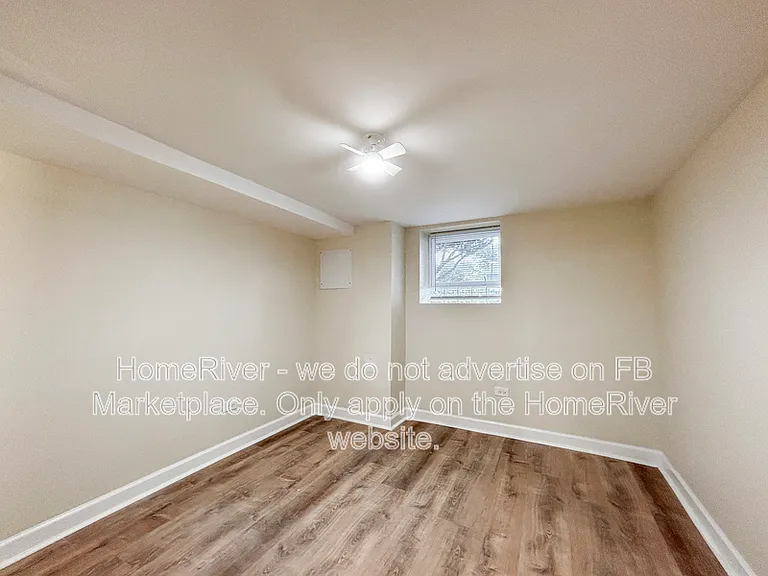 10046 S Perry Ave — Photo 11