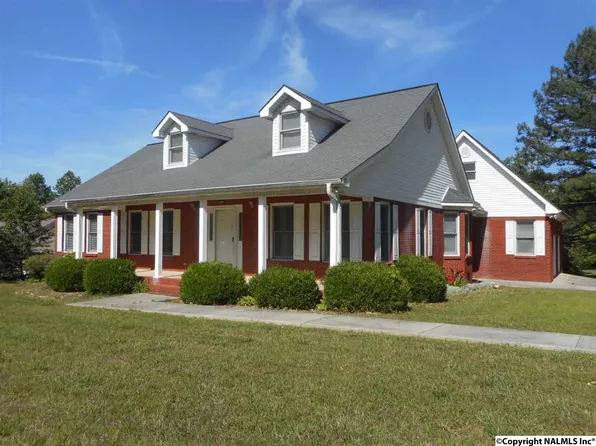 39 Courtney Dr, Eva, AL 35621