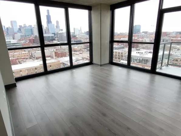 189 N Ada St #1101, Chicago, IL 60607