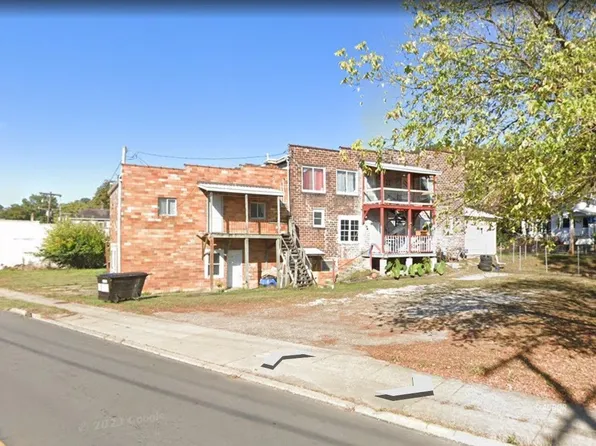 53 Spring St, Glouster, OH 45732