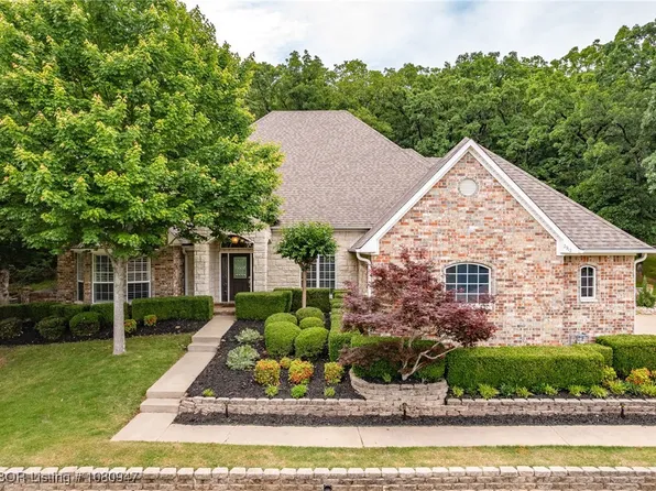 2912 Cliff Dr, Fort Smith, AR 72901