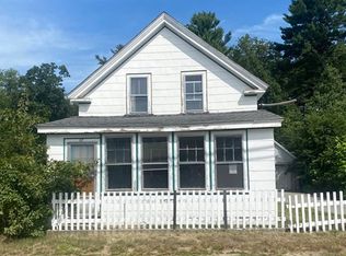 27 Canobieola Rd, Methuen, MA 01844
