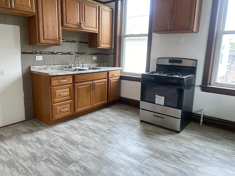 4021 W 21st Pl #2F — Photo 6