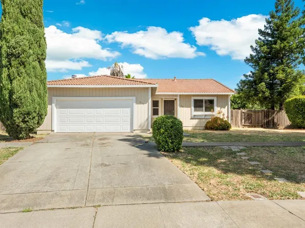 678 Saint Andrews Drive, Vacaville, CA 95687