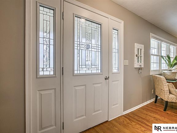 5th image of 6212 S 30th St