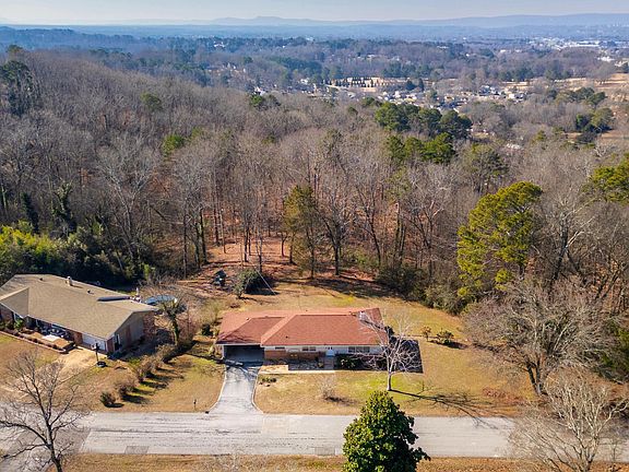 4th image of 1115 Panorama Dr