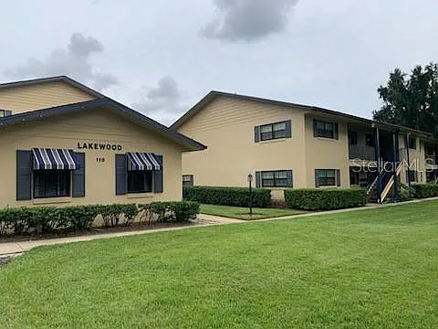2 bed, 2.0 bath, 1219 sqft, $1,800 — Photo 1