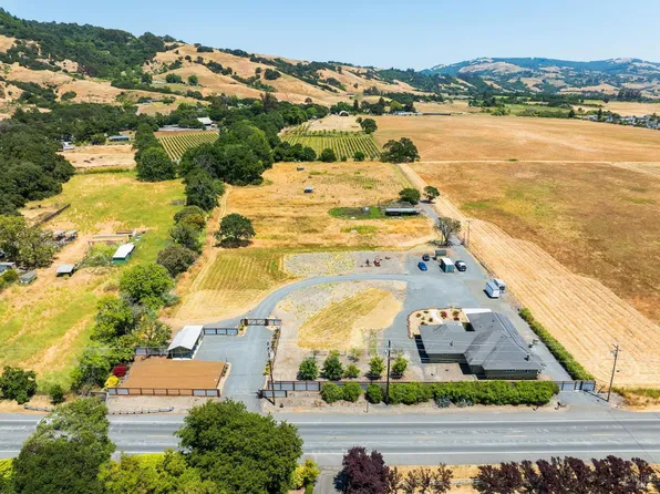 4210 Snyder Lane, Santa Rosa, CA 95404