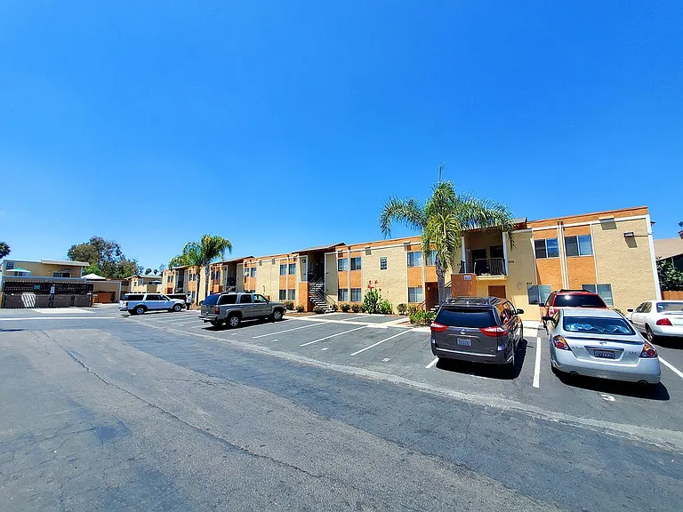 Emerald Vista — Photo 33