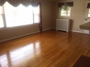 5th image of 3220 Loch Haven Dr