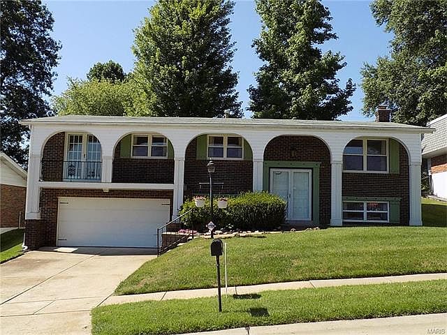 1st image of 10616 Brookmere Dr