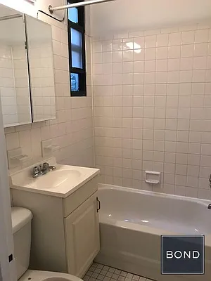 Rented by Bond New York | media 19