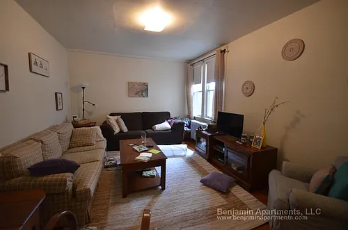 1638 Commonwealth Ave Photo 1