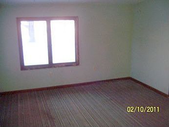 3rd image of 66204 Hartzler Blvd