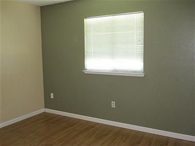 4th image of 5642 10th St