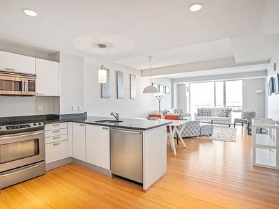 2 Earhart St UNIT 609, Cambridge, MA, 02141