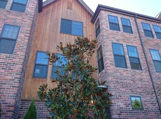 4511 4th Ave NE, Seattle, WA 98105