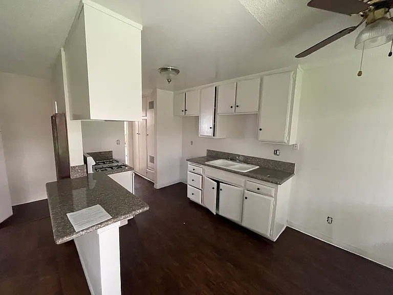 9861 Ramona St #7 — Photo 3