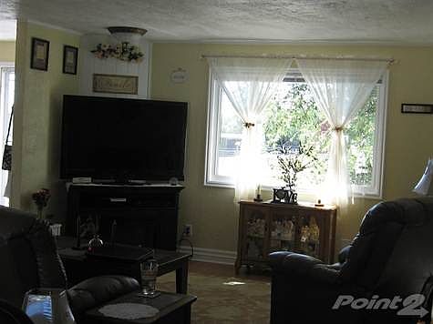 2nd image of 268 Douglas Dr