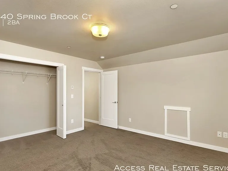 4740 Spring Brook Ct — Photo 28