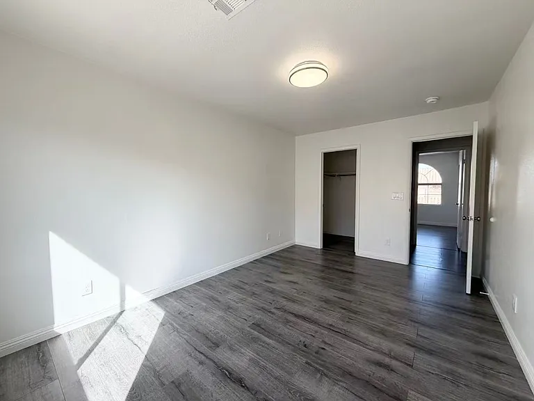261 Delfino Way — Photo 11