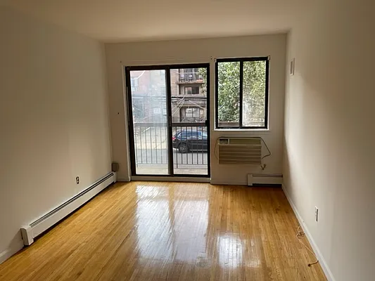 Rented by 18 REALTY | media 3