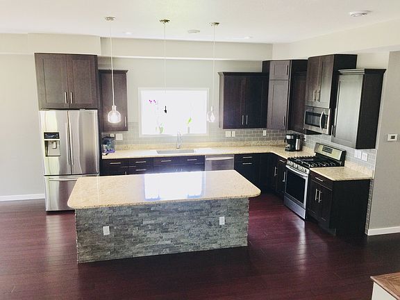4th image of 1812 Lake Shore Dr