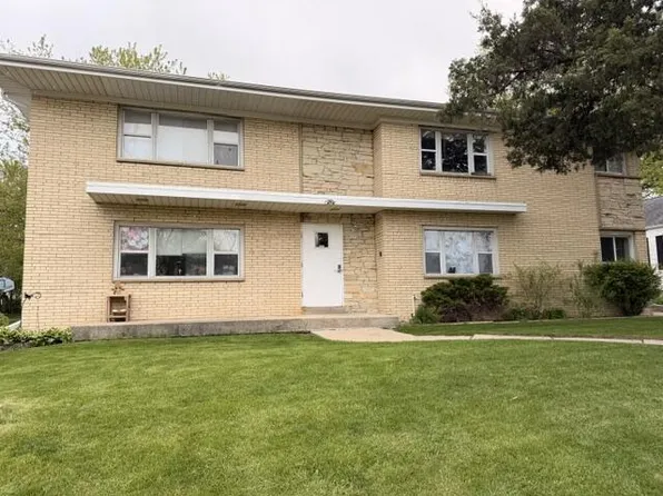 1950 S 98th STREET, West Allis, WI 53227