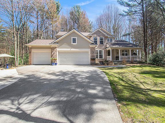 2nd image of 6562 Boulder Dr