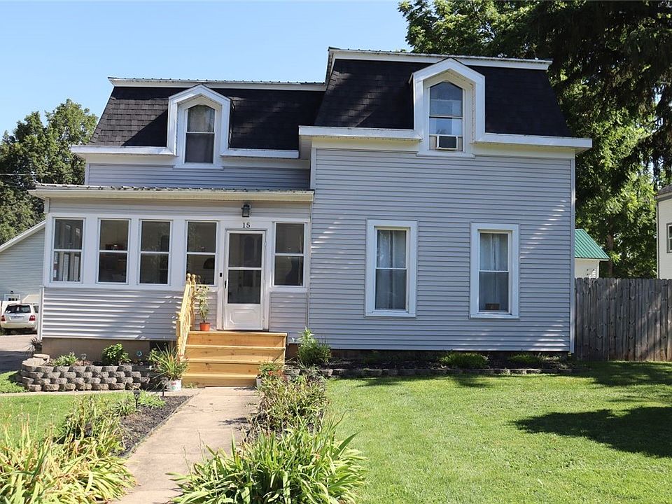1st image of 15 McKenzie St