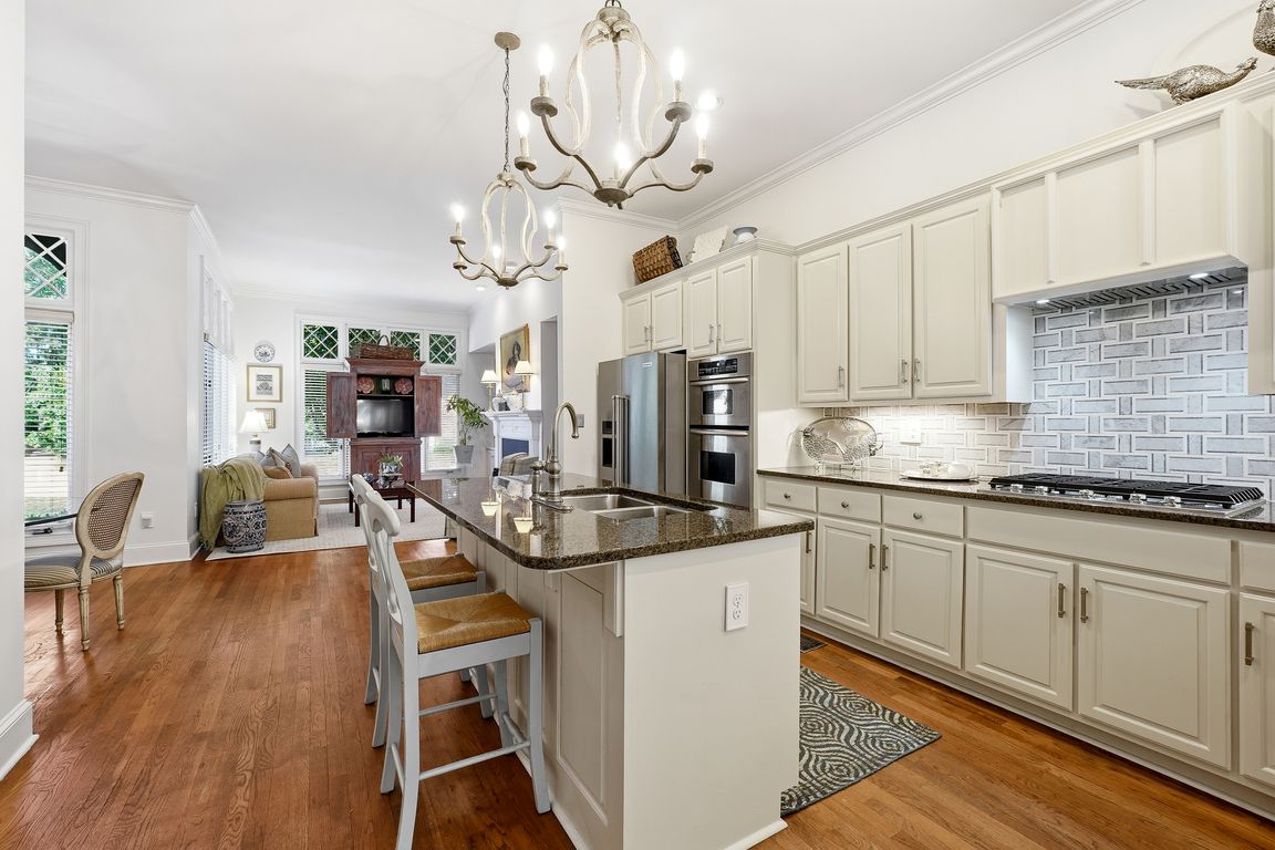 next background image