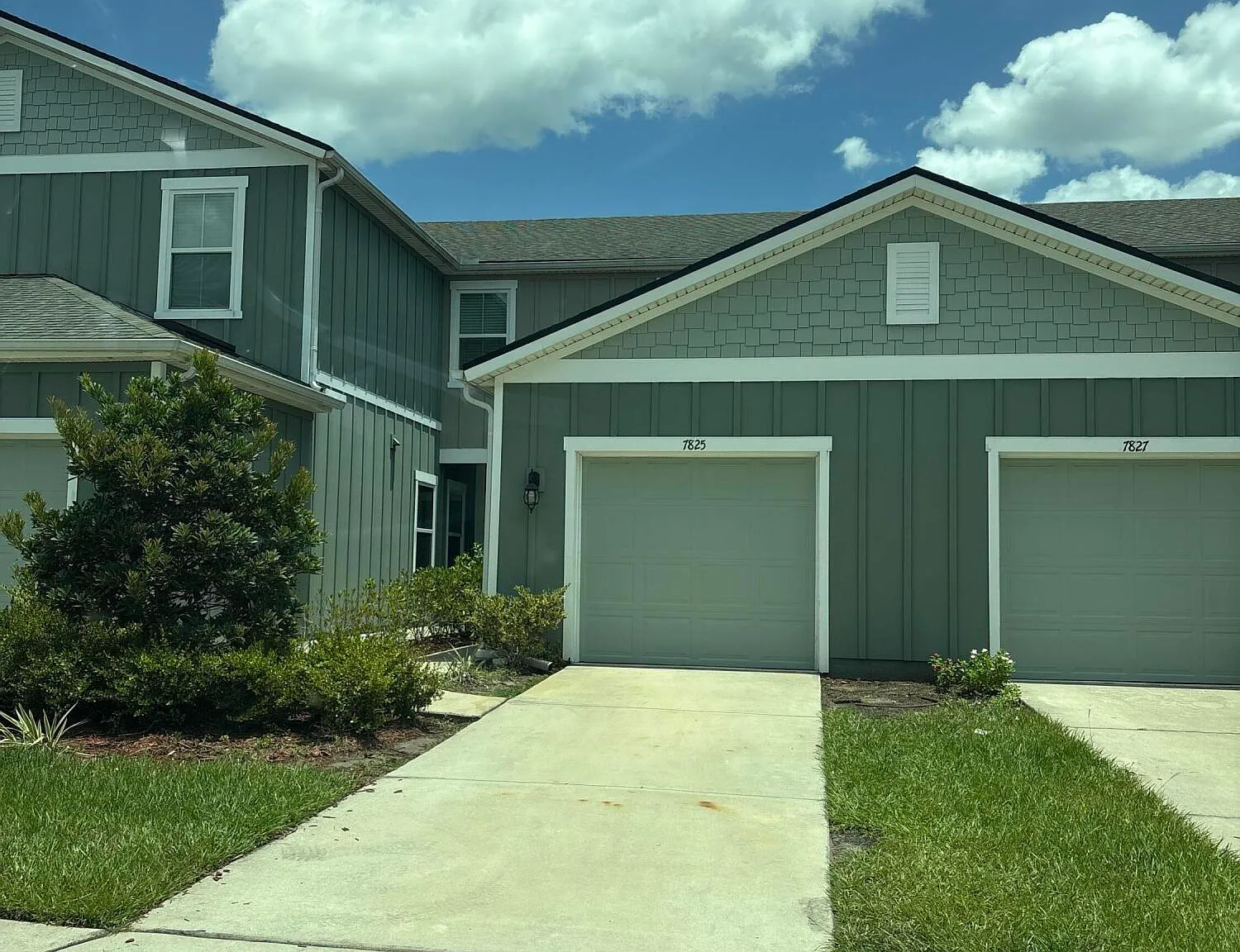 2 bed, 2.5 bath, 1202 sqft, $1,695 — Photo 1