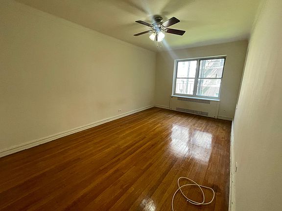 4th image of 179-25 150th St #A12