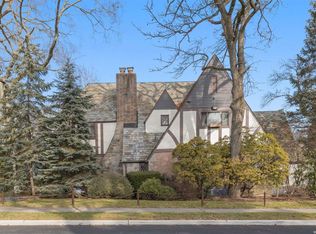 16303 33rd Ave, Flushing, NY 11358