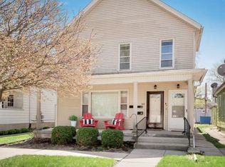 613 Webster St #B, Ottawa, IL 61350
