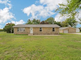 7021 W 600 N, Galveston, IN