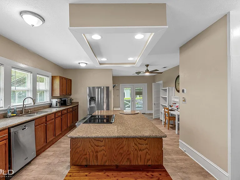 4320 Greenwood Blvd — Photo 5