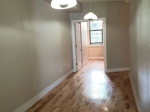 3rd image of 336 21st St #2B