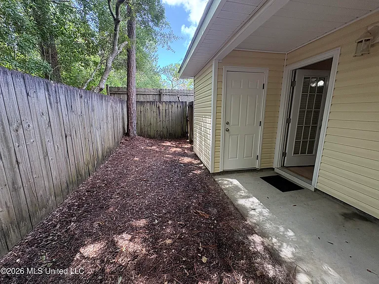 8104 Laredo Ave #D — Photo 21