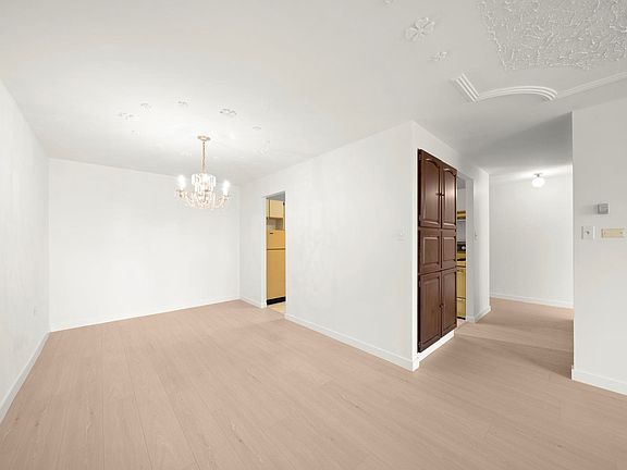 4th image of 6651 Minoru Blvd #1002