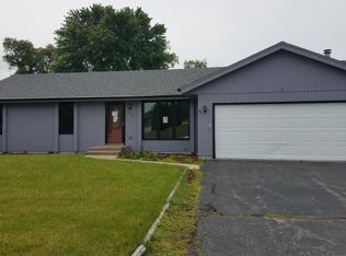 6031 Windsor Rd, Loves Park, IL 61111